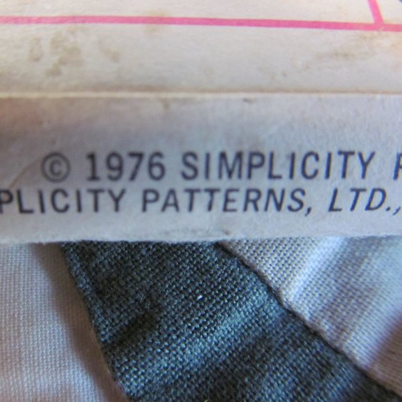 1970s BATHING SUIT WRAP SKIRT & SHIRT Simplicity Sewing Pattern 7497 Sz 12 Uncut - Picture 6 of 10